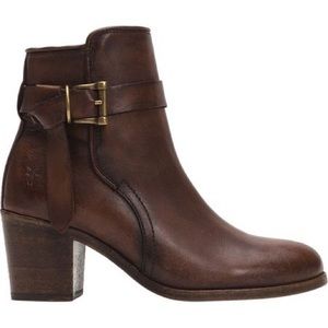 Frye Malorie-Knotted Short Boot
Size8.5M